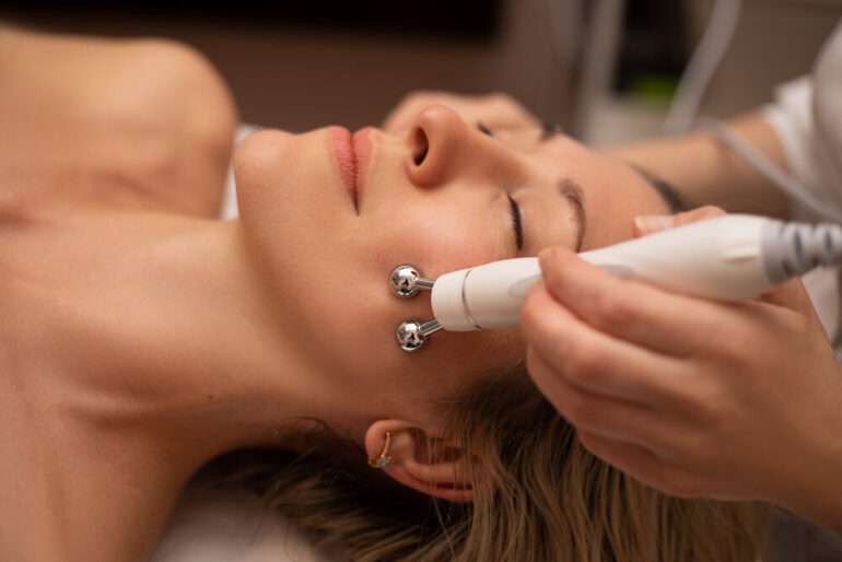 Best Cosmetologists for Hydrafacial